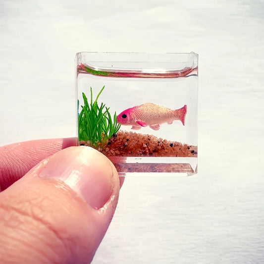 Charming Mini Fish Tank - Perfect Micro Landscape Decoration - Create a Charming Aquatic Display for Your Micro Landscape